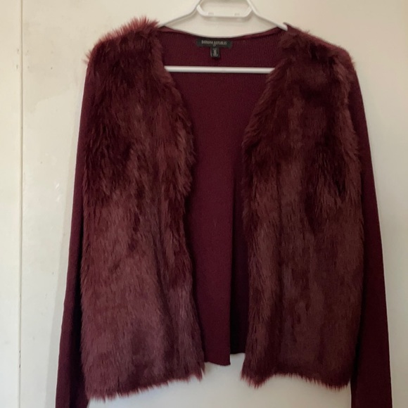 HOST PICK 💕 Banana Republic faux fur sweater - Picture 1 of 4